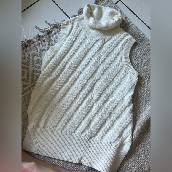 Derek Lam 10 Crosby ivory sleeveless turtleneck NO WOOL - Picture 4 of 5